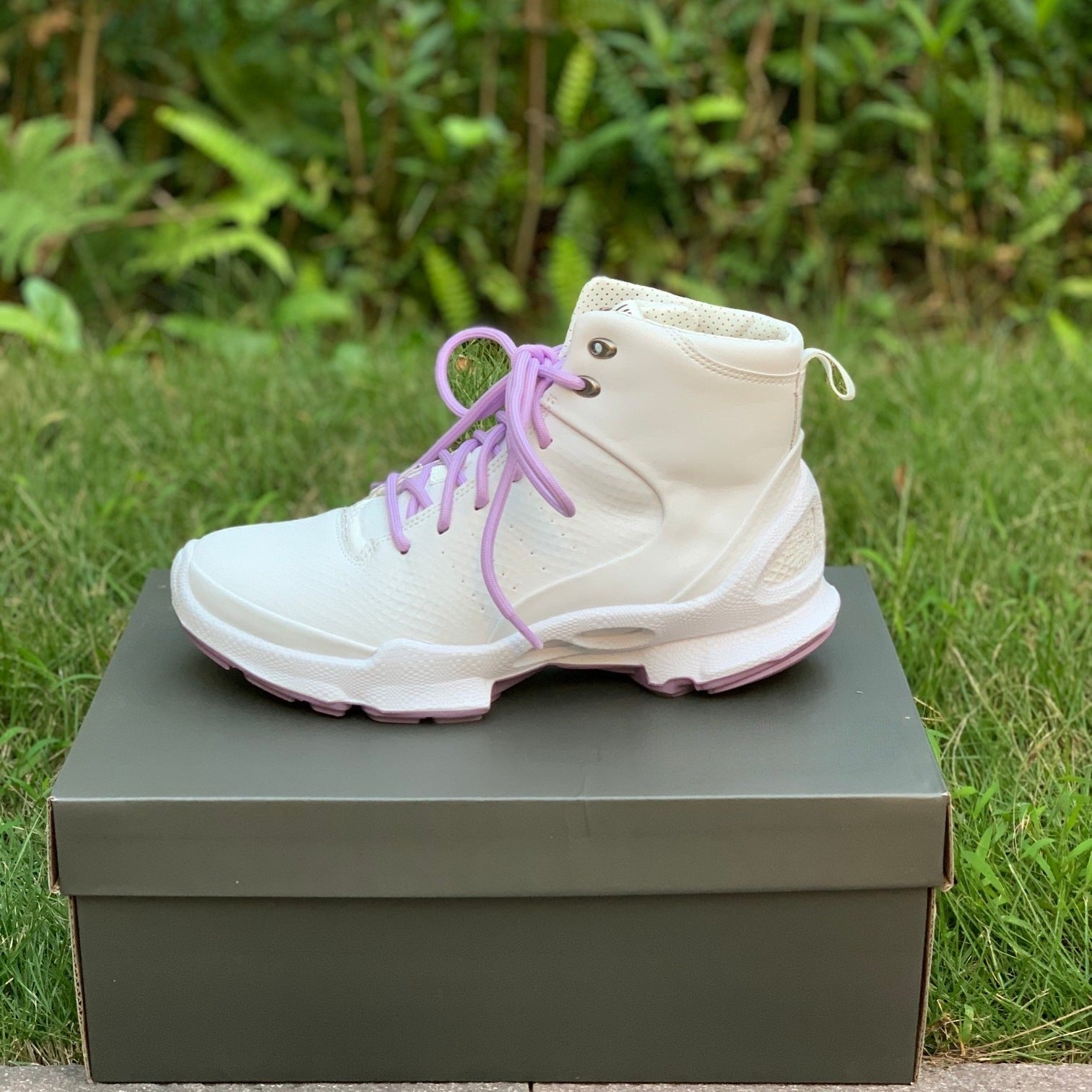 Comfortable Women's Outdoor Sports Shoes Non - slip Wear - resistant, And Casual - Babyvera