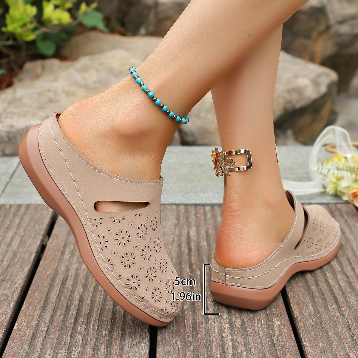 Hollow - out Thick - soled Vintage - style Women's Slippers - Babyvera