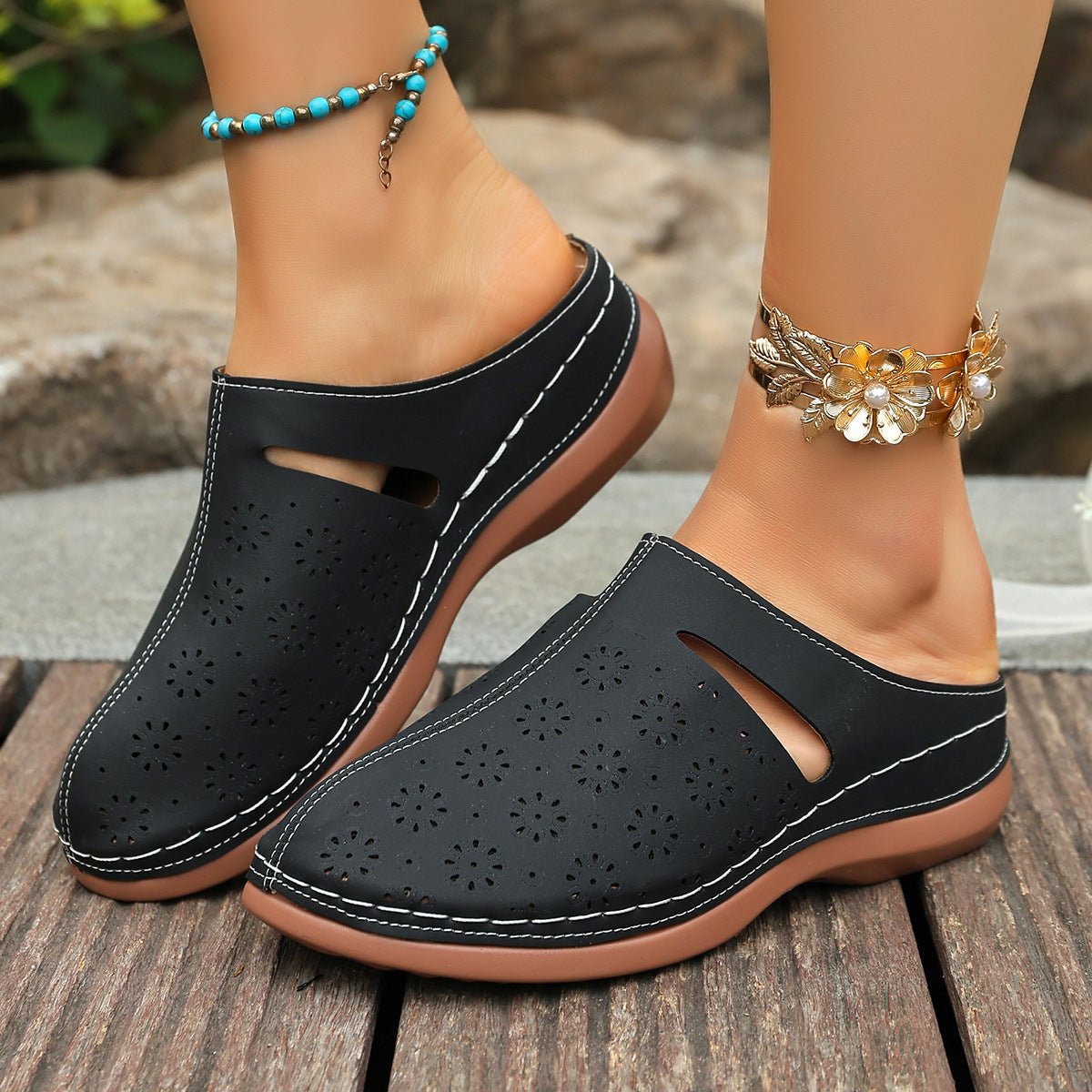 Hollow - out Thick - soled Vintage - style Women's Slippers - Babyvera