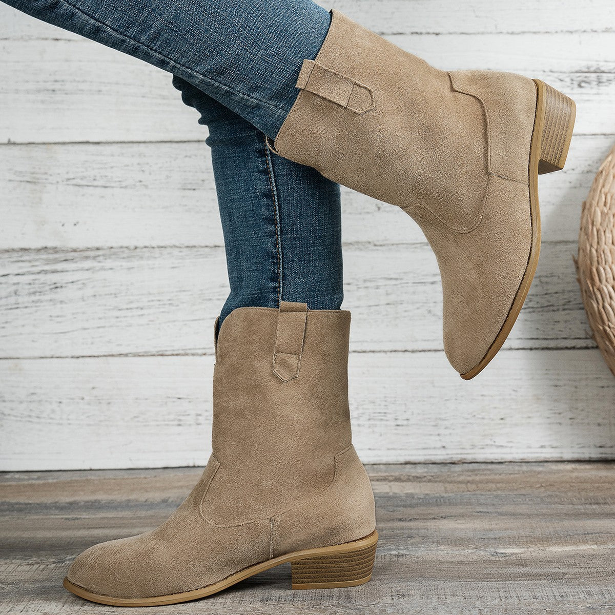 Womens Vintage Round - toe Flat Matte Leather Boots - Babyvera