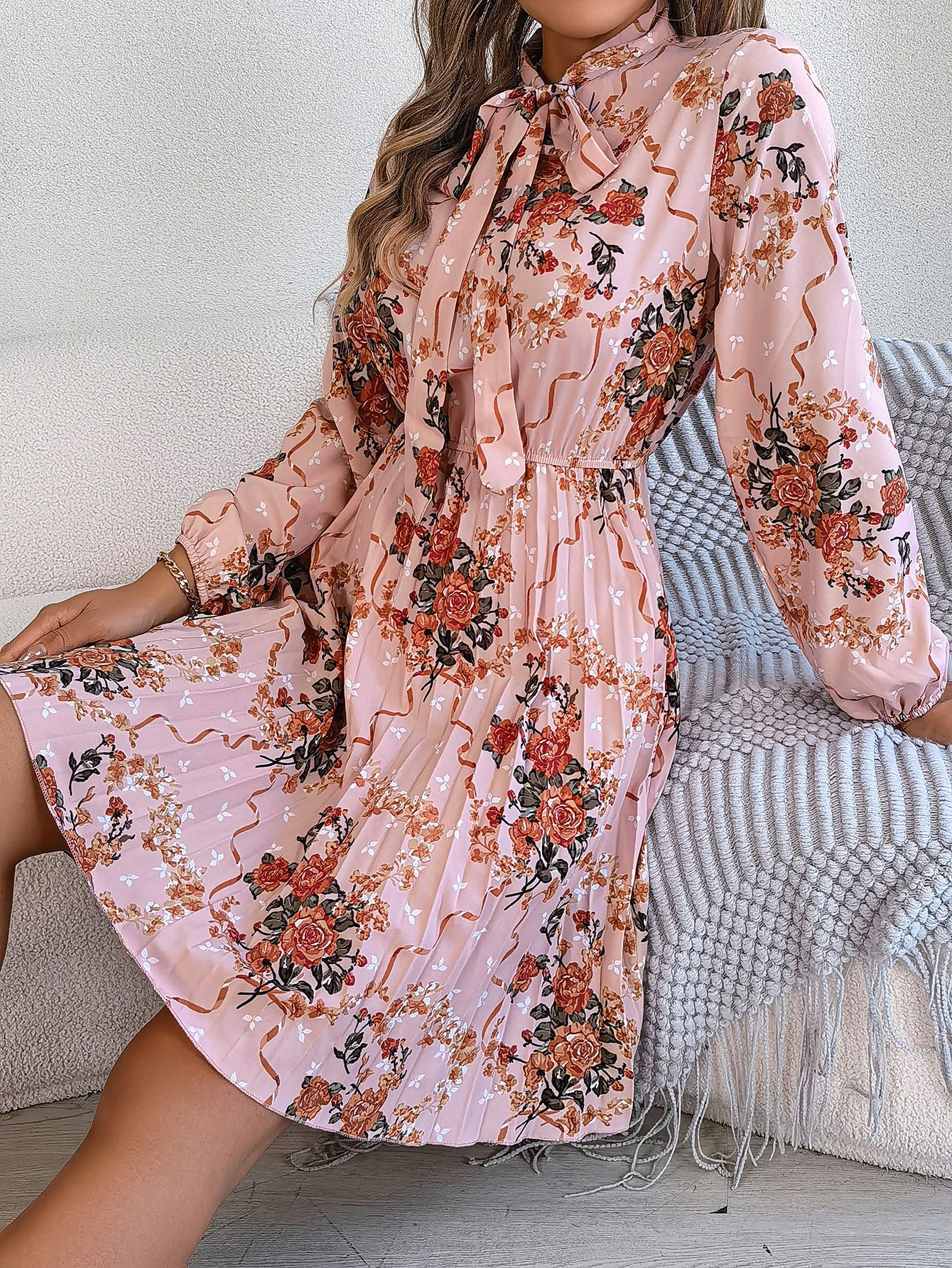 Women's Elegant Floral Tie-Waist Long Sleeve Pleated Maxi Dress - [[{"value":"{{ Babyvera Babyvera  }}"}]]