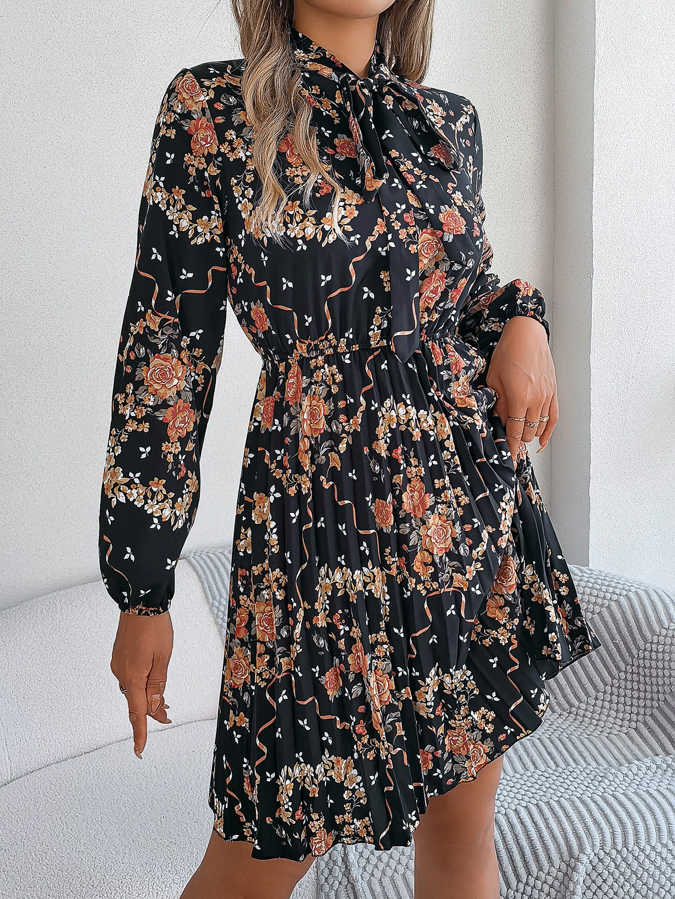 Women's Elegant Floral Tie-Waist Long Sleeve Pleated Maxi Dress - [[{"value":"{{ Babyvera Babyvera  }}"}]]