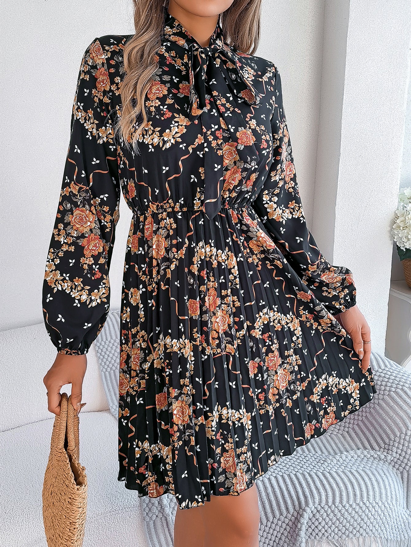 Women's Elegant Floral Tie-Waist Long Sleeve Pleated Maxi Dress - [[{"value":"{{ Babyvera Babyvera  }}"}]]