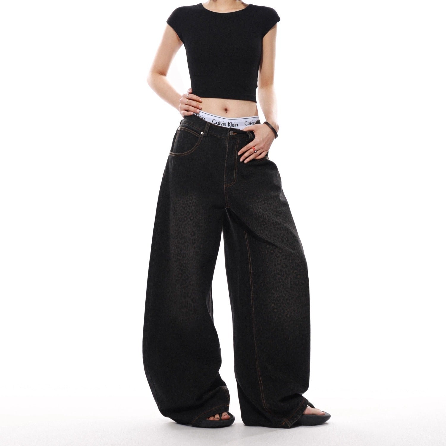 Women's Black Gradient Leopard-Print Denim Jeans - [[{"value":"{{ Babyvera Babyvera  }}"}]]