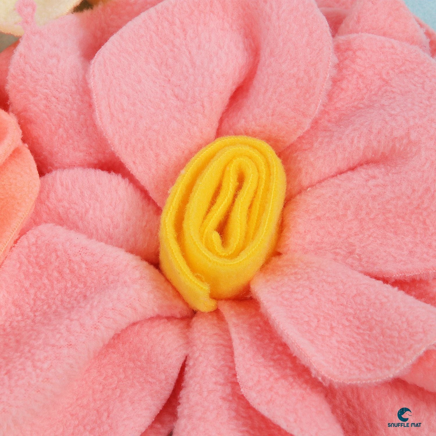 Pentagonal flower pet sniffing mat Indoor toy play mat - [[{"value":"{{ Babyvera Babyvera  }}"}]]