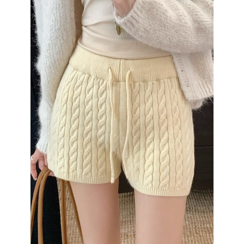 Retro Minimalist Cable-knit Linen Shorts With Elastic Waist - [[{"value":"{{ Babyvera Babyvera  }}"}]]
