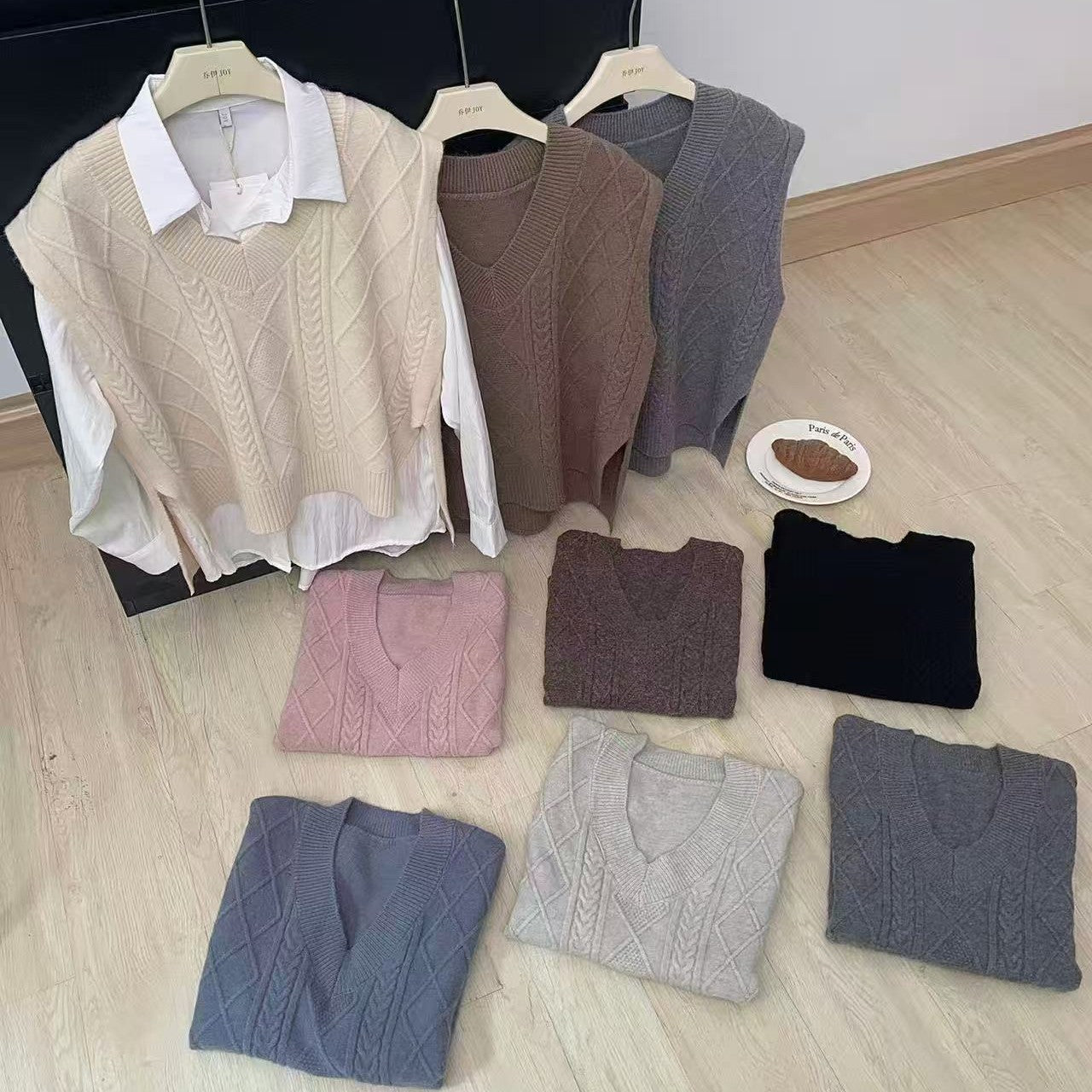 V-neck Knitted Casual Academic Style Women's Fashion Vest - [[{"value":"{{ Babyvera Babyvera  }}"}]]