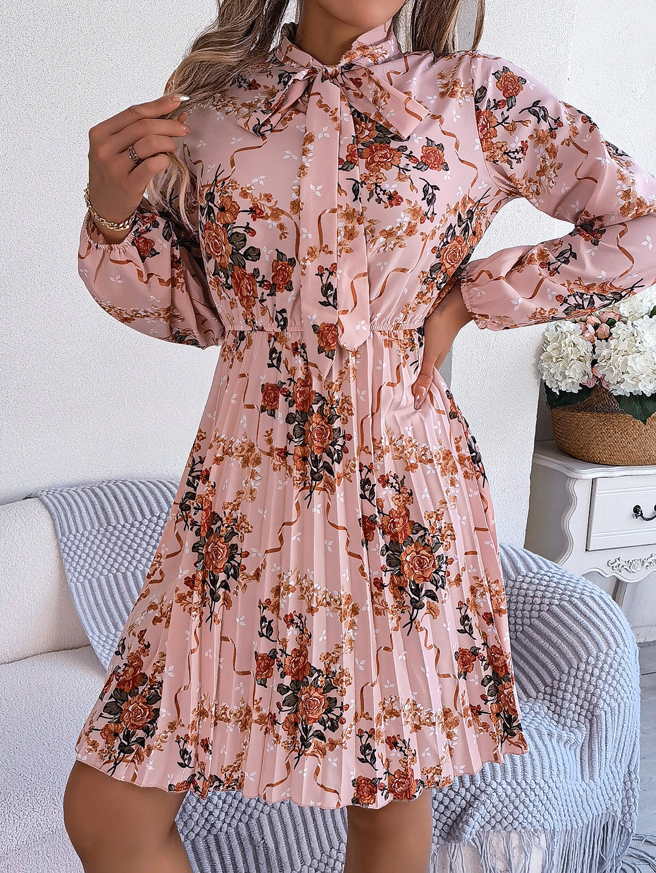 Women's Elegant Floral Tie-Waist Long Sleeve Pleated Maxi Dress - [[{"value":"{{ Babyvera Babyvera  }}"}]]