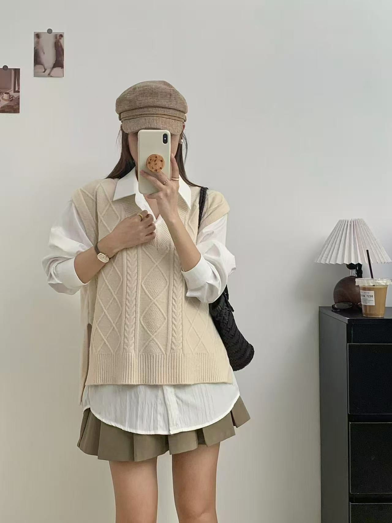V-neck Knitted Casual Academic Style Women's Fashion Vest - [[{"value":"{{ Babyvera Babyvera  }}"}]]