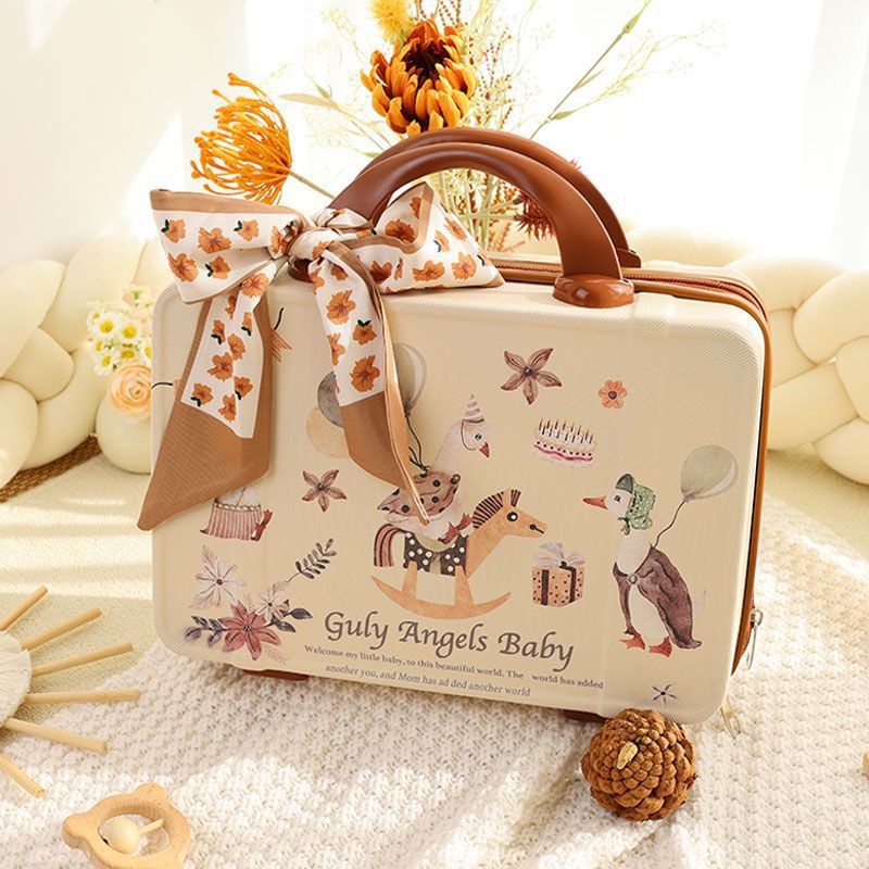 Newborn Baby Gift Box For The Newborn - [[{"value":"{{ Babyvera Babyvera  }}"}]]