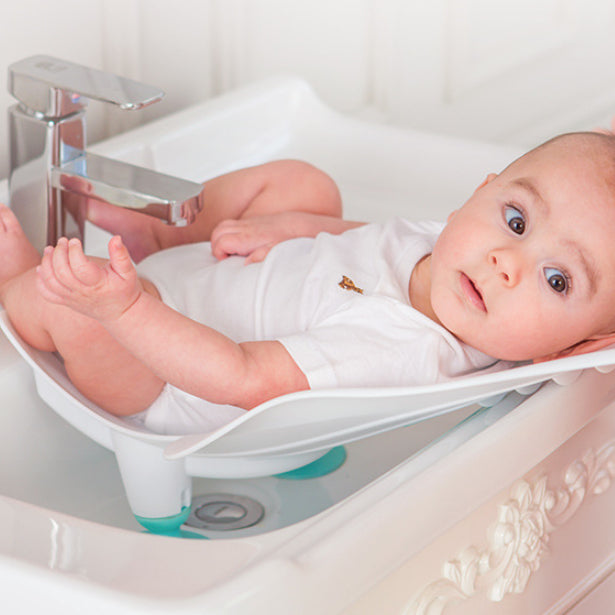 Bathtub baby - [[{"value":"{{ Babyvera Babyvera  }}"}]]
