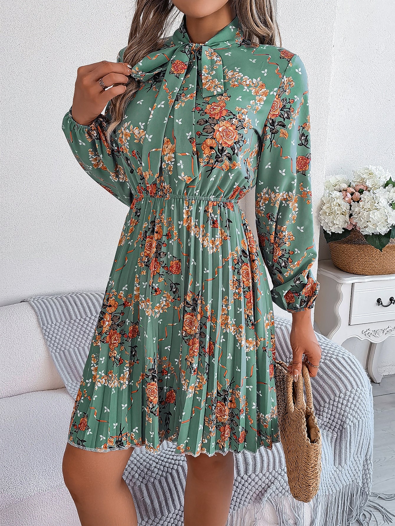 Women's Elegant Floral Tie-Waist Long Sleeve Pleated Maxi Dress - [[{"value":"{{ Babyvera Babyvera  }}"}]]