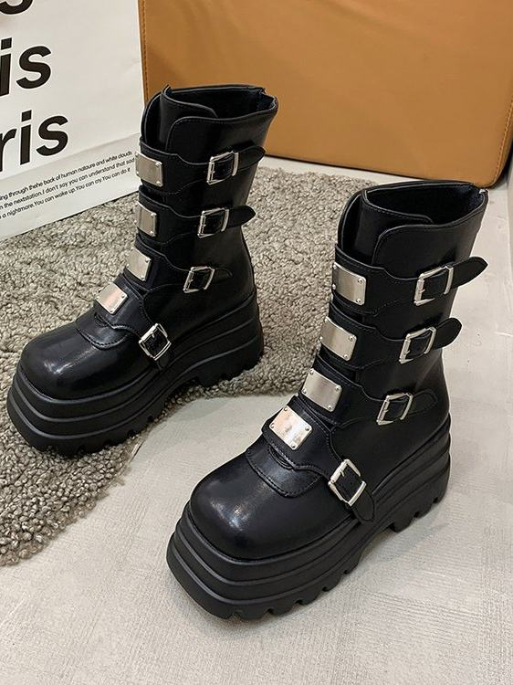 Dark Rock-style Platform With A Chunky Sole Womens Punk-inspired Dr Martens-style Boots - [[{"value":"{{ Babyvera Babyvera  }}"}]]