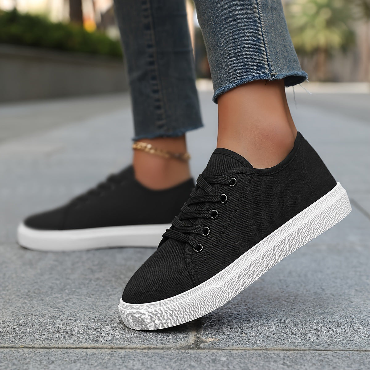 Canvas Shoes Soft Bottom Couple Plus Size Men And Women - [[{"value":"{{ Babyvera Babyvera  }}"}]]