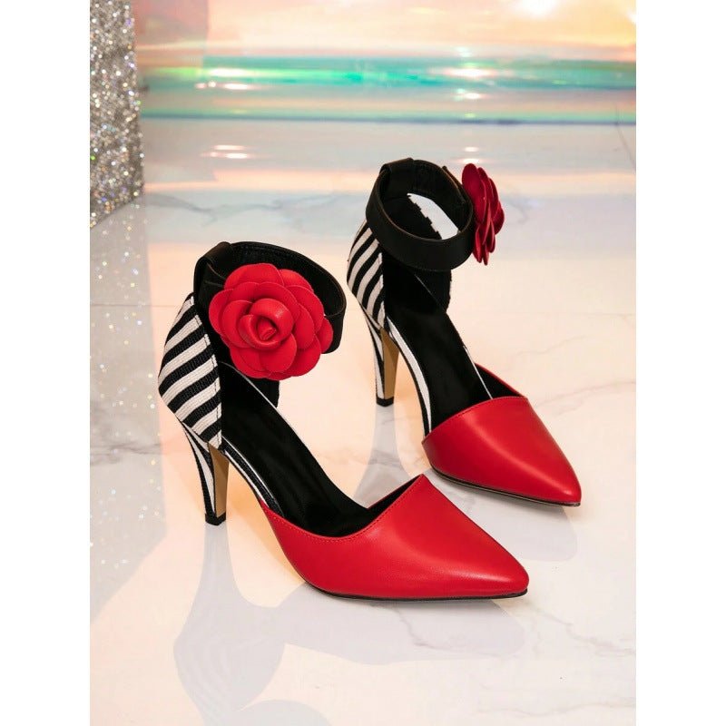 Comfortable And Versatile Black Chunky High - heel Pumps With A Bold Red Floral Design - Babyvera