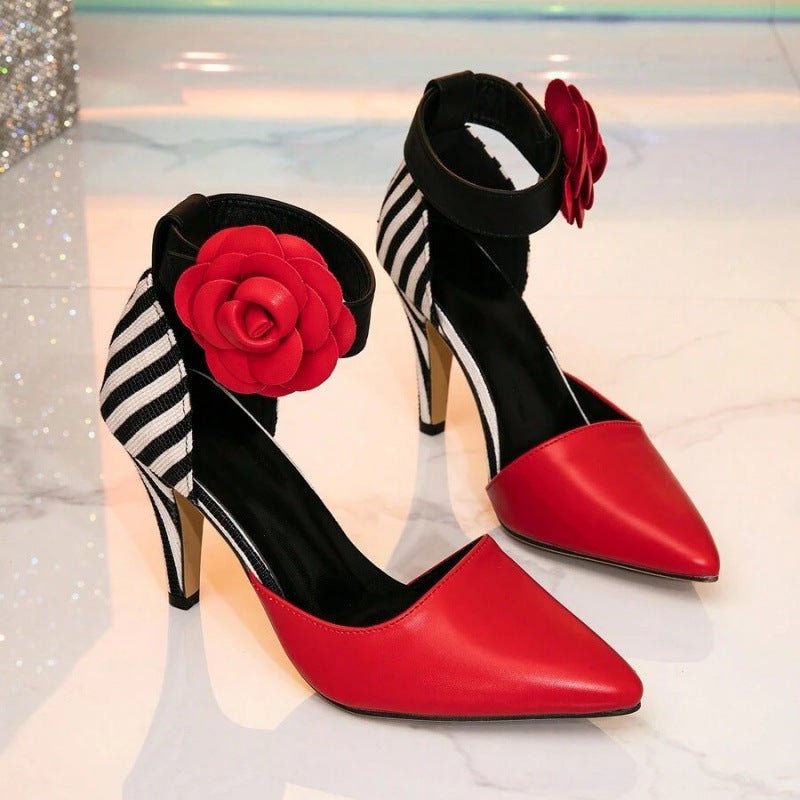 Comfortable And Versatile Black Chunky High - heel Pumps With A Bold Red Floral Design - Babyvera