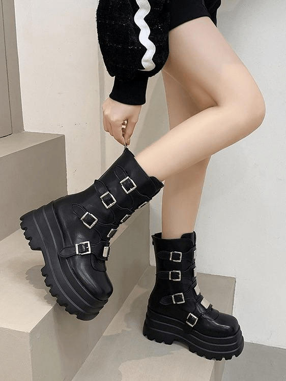 Dark Rock - style Platform With A Chunky Sole Womens Punk - inspired Dr Martens - style Boots - Babyvera