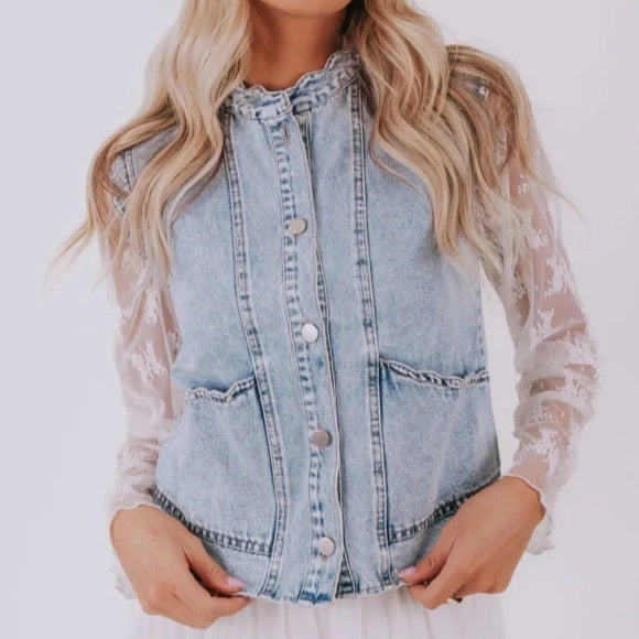 Fan-shaped Trim Patch Pocket Button Front Denim Vest - [[{"value":"{{ Babyvera Babyvera  }}"}]]
