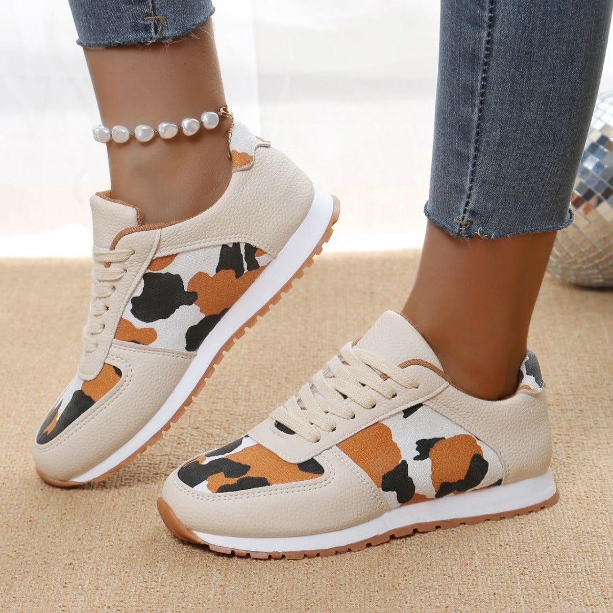 European And American Style Round Toe Thick Soled Color Blocked Low Top Sneakers - Babyvera