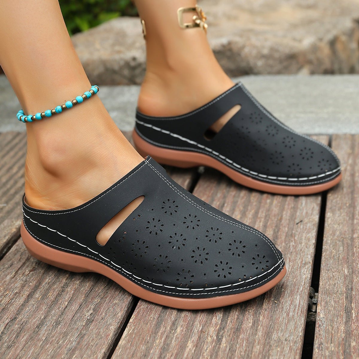 Hollow - out Thick - soled Vintage - style Women's Slippers - Babyvera