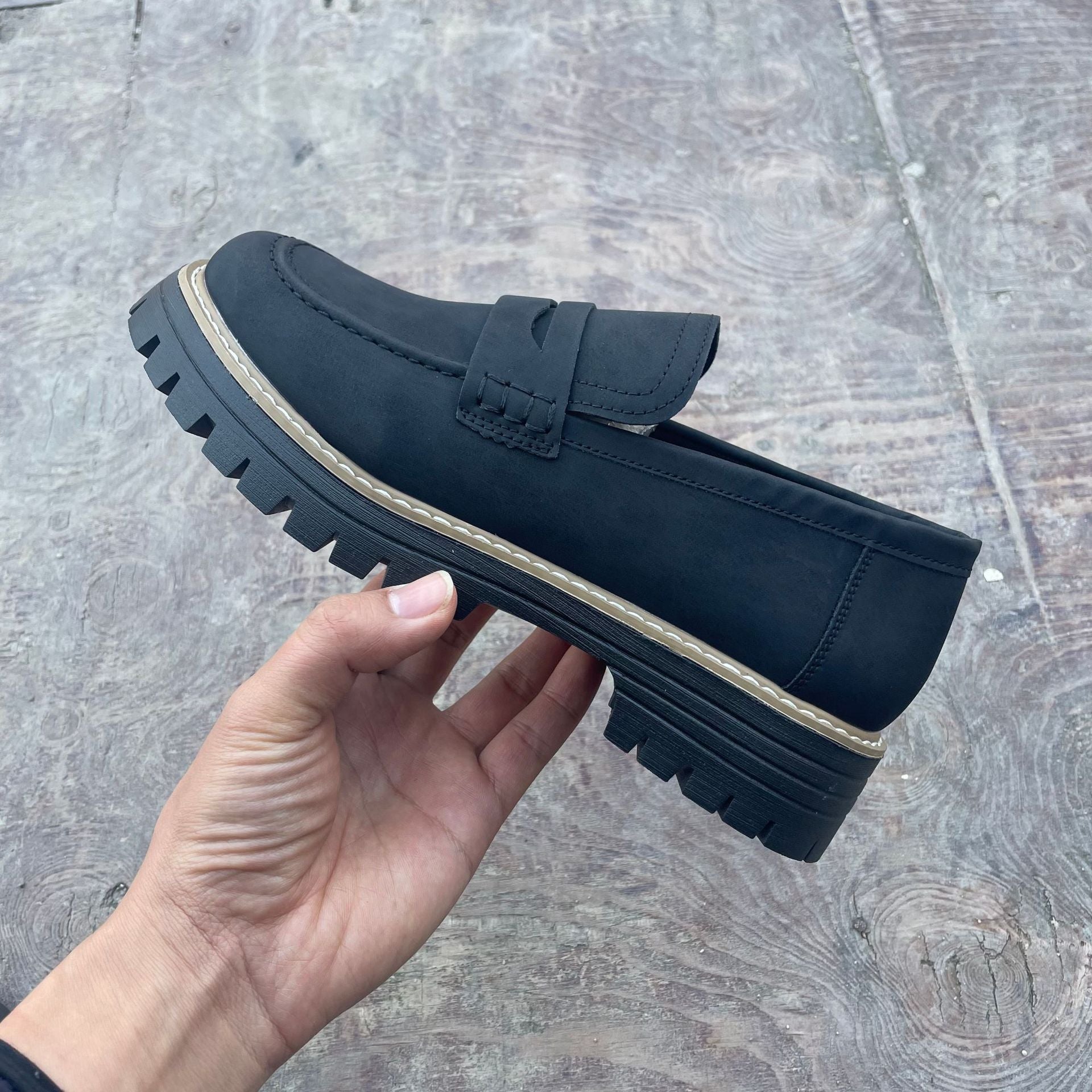 Leather Plus Size Casual Women's Shoes - Babyvera