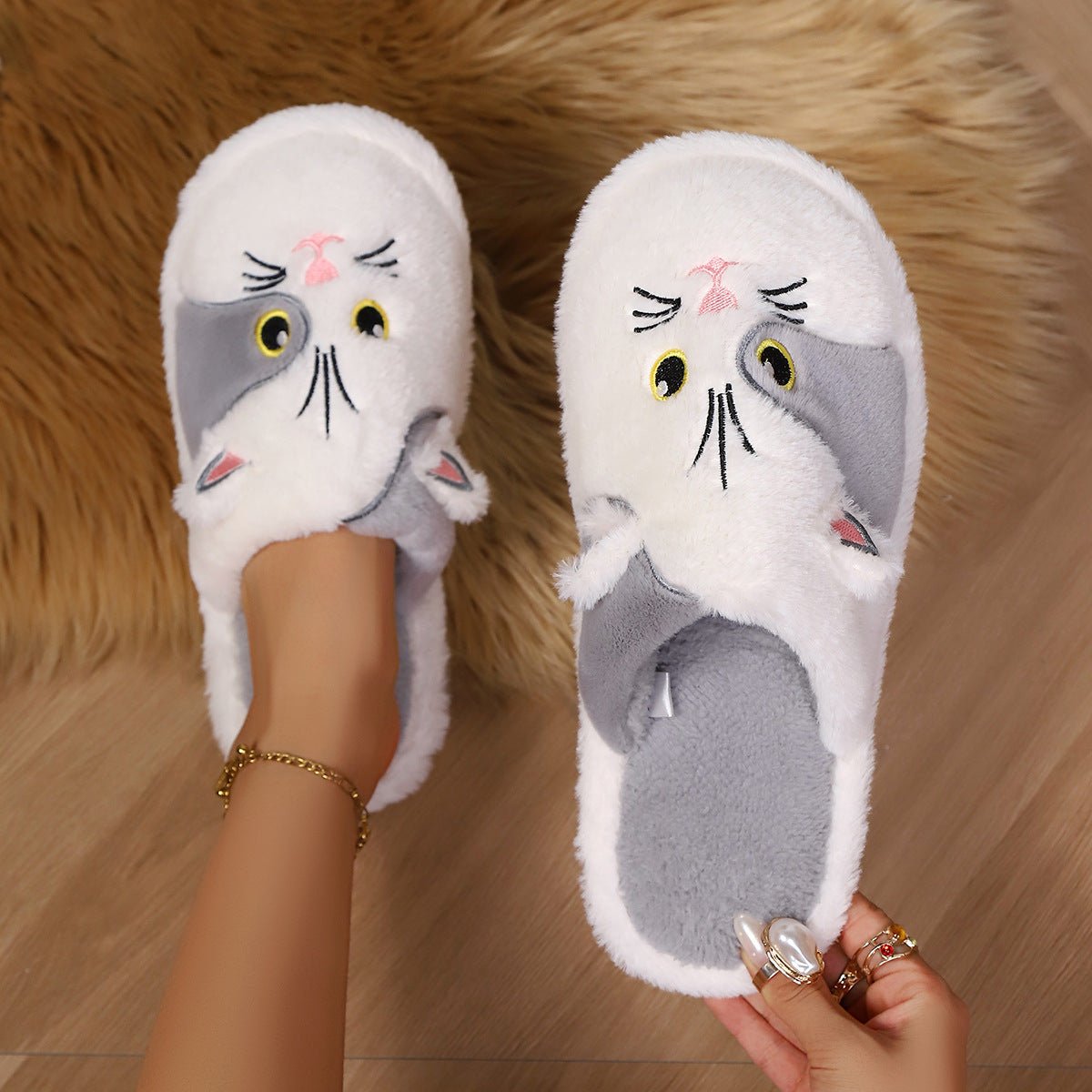 Women's Cotton Slippers Minimalist Design Winter Cartoon Pattern - Babyvera