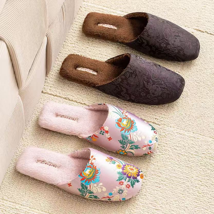 Women's Embroidered Floral Ox - Tendon Sole Plush Slippers - Babyvera
