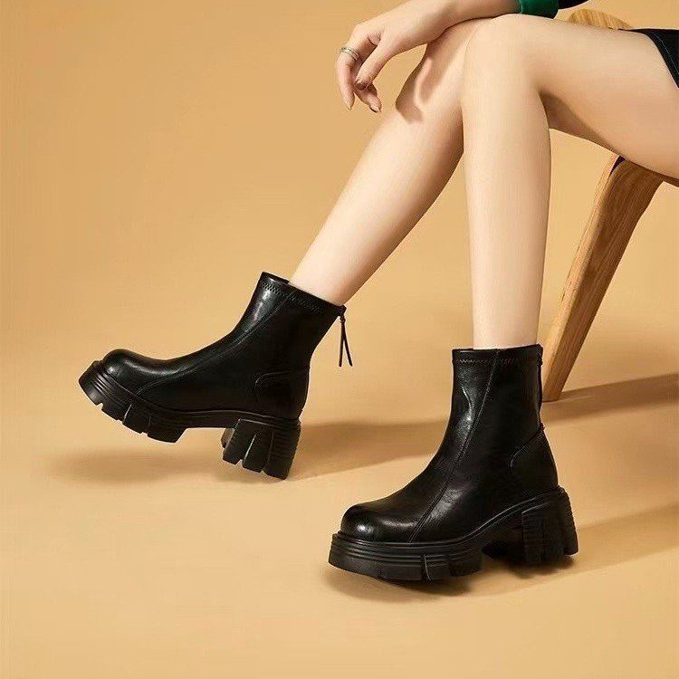Women's New Fashionable Soft Leather Height-Enhancing British-Style Ankle Boots - Babyvera